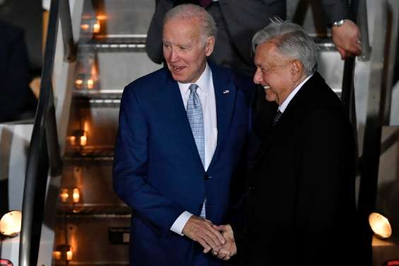 Biden commence sa première visite au Mexique, rattrapée par les violences au Brésil