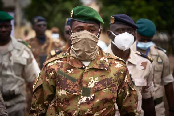 La junte malienne gracie les 49 soldats ivoiriens arrêtés en juillet