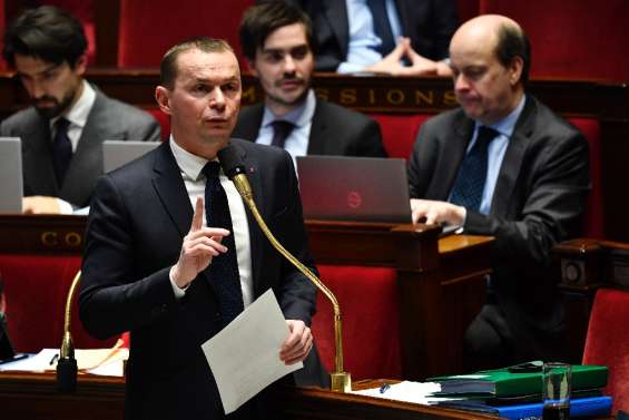 Retraites: deuxième semaine à l'Assemblée, les syndicats font monter la pression