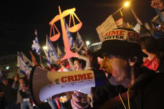Israël: des dizaines de milliers de manifestants contre la réforme de la justice