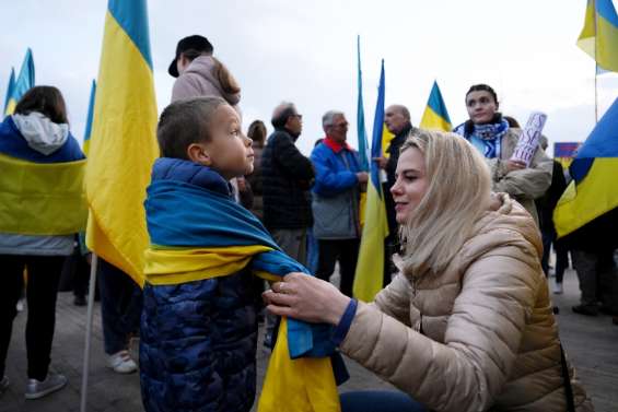 Manifestations dans plusieurs villes de France en soutien à l'Ukraine