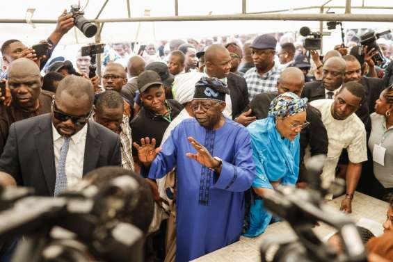 Présidentielle au Nigeria: Bola Tinubu, candidat du parti au pouvoir, remporte le plus grand nombre de voix