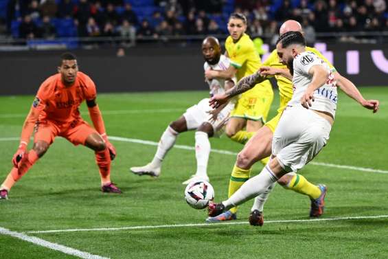Ligue 1: Lyon et Nantes n'avancent toujours pas