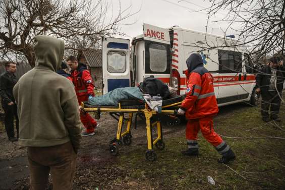 Ukraine: deux civils tués et dix blessés dans des frappes à Kramatorsk