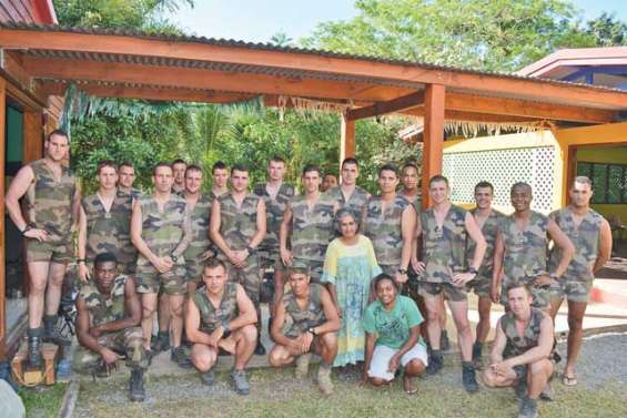 Azareu reçoit l’aide des militaires