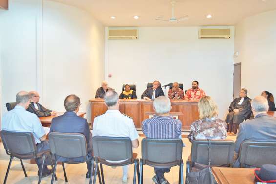 La justice accentue la proximité