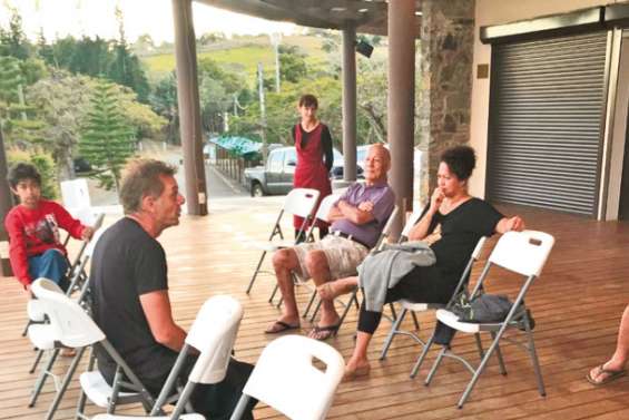 Veillée de contes avant  le marché