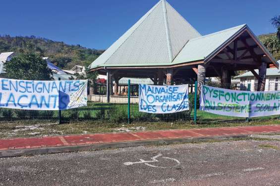 L’école du village bloquée par des parents d’élèves