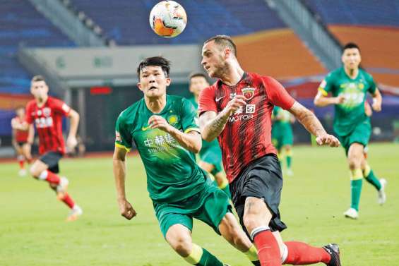 En Chine, les footballeurs confrontés à la claustrophobie