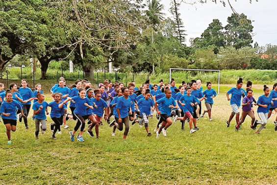 200 enfants sur la ligne de départ de Dominique-Savio