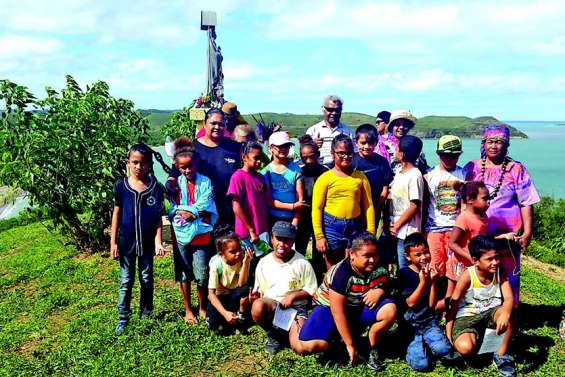Des enfants font un mini-pèlerinage à Notre-Dame-des-Flots 
