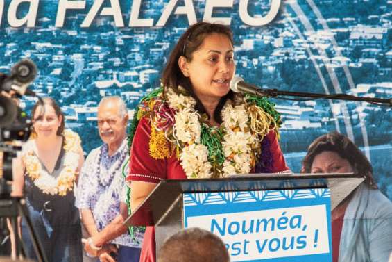 Veylma Falaeo présente son comité au public