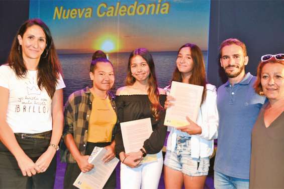 Au Festival hispanique, les élèves ont fait la promotion du Caillou