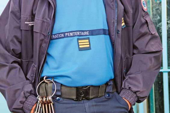 Incarcéré jusqu’en 2027, un détenu agresse un gardien