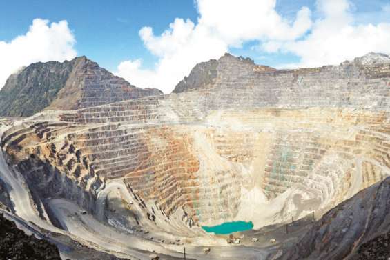 Fin de la grève à la mine d’or papoue de Grasberg