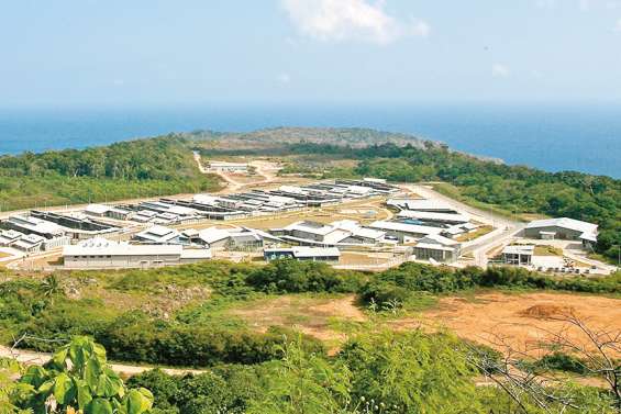 Un camp de rétention de migrants reconverti en centre de quarantaine