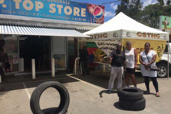 Mouvement social au Top Store à Dumbéa-rivière 