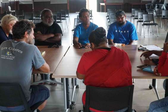 Des réunions pour les pêcheurs de Iles