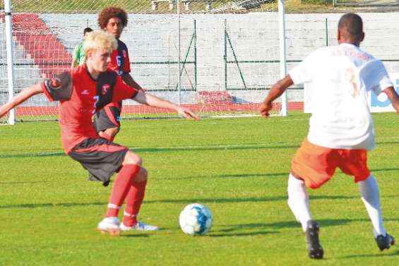 Lössi et le Mont-Dore se neutralisent