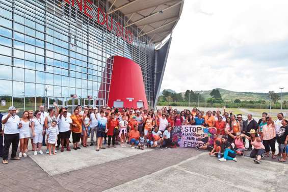 Une marche pour lutter contre les violences faites aux femmes