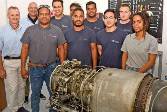 Les futurs mécaniciens d’avion parés à décoller