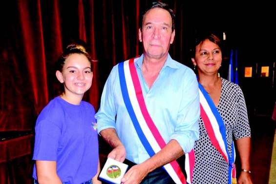 La commune de La Foa a célébré son maire honoraire