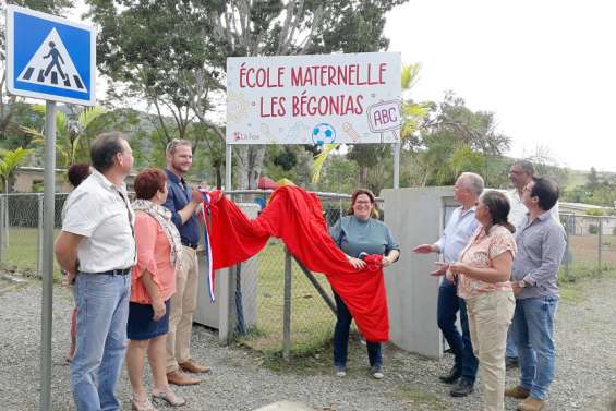 La Foa : les travaux de l'école Les Bégonias inaugurés