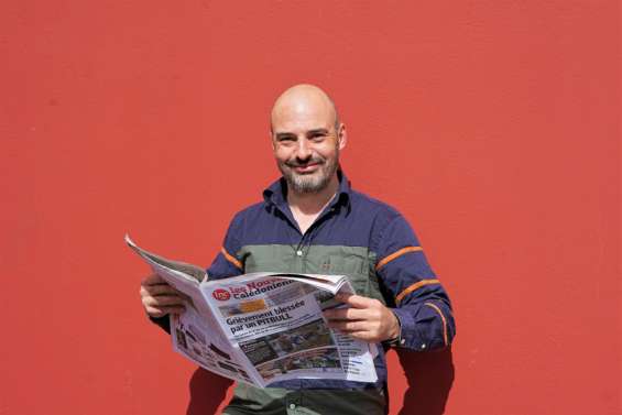 Les Nouvelles calédoniennes, c'est « mon plaisir du matin, face à la mer »