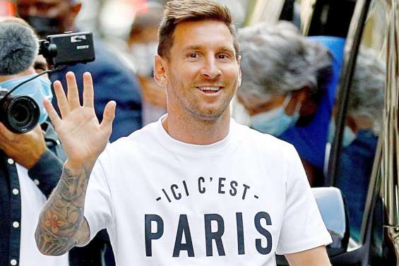 Paris célèbre son nouveau roi Messi