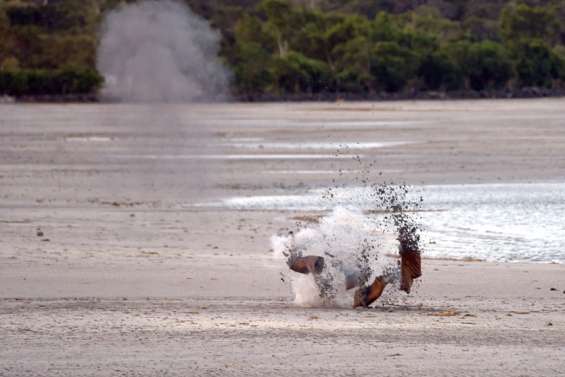 [MàJ] Un antique obus de mortier découvert puis détruit sur la plage de Magenta