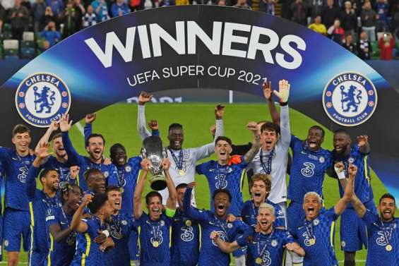 Chelsea et Tuchel lancent leur saison avec un nouveau titre