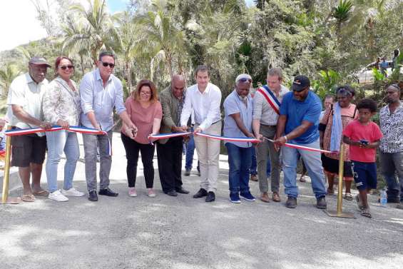 La Foa : un nouveau pont pour se rendre aux tribus de Koindé et de Oui-Poin