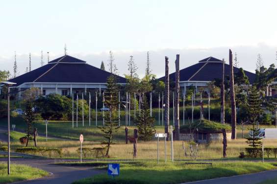 Un piéton mortellement fauché en traversant un rond-point à Koné