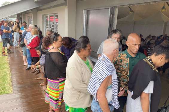 Énorme affluence au vaccinodrome du Vallon-Dore