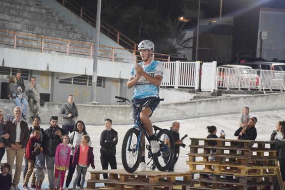 Nicolas Fleury impressionne le vélodrome