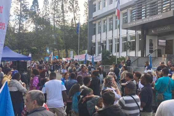 La Fédération des fonctionnaires se dit 