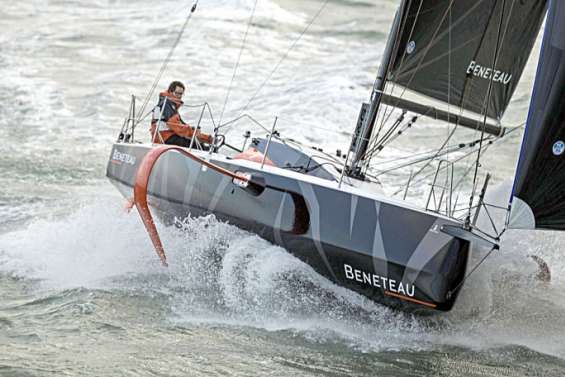 Une Solitaire du Figaro tout en suspense