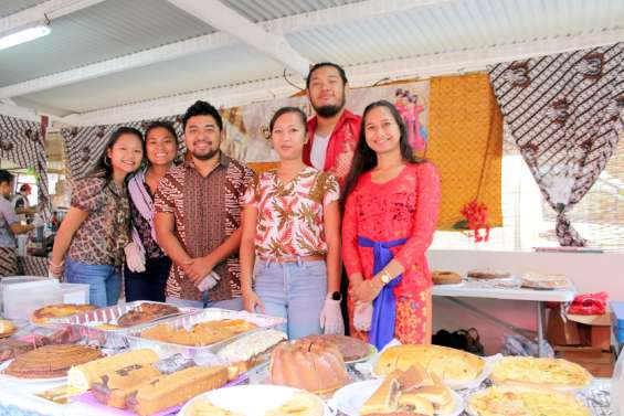 Des milliers de visiteurs se régalent à la Journée culturelle indonésienne