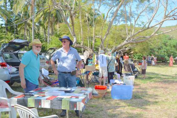 Vide-greniers à succès à la Roche-Percée