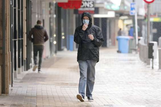 Covid : la Nouvelle-Zélande maintient le confinement et attend le pic