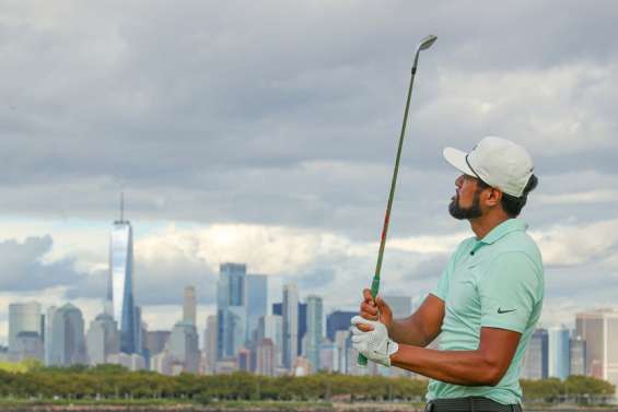 Tony Finau gagne au finish