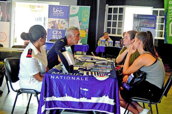 Dumbéa : un forum des métiers pour s'informer et se faire embaucher