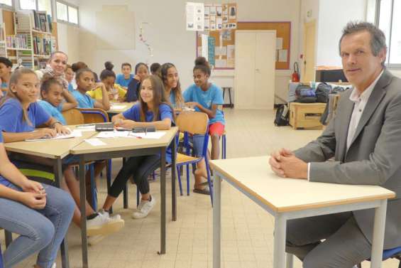 « Les relations humaines avec les élèves et les adultes sont très importantes »