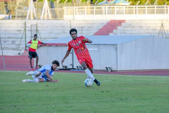 Tiga prend sa revanche et relance le suspense