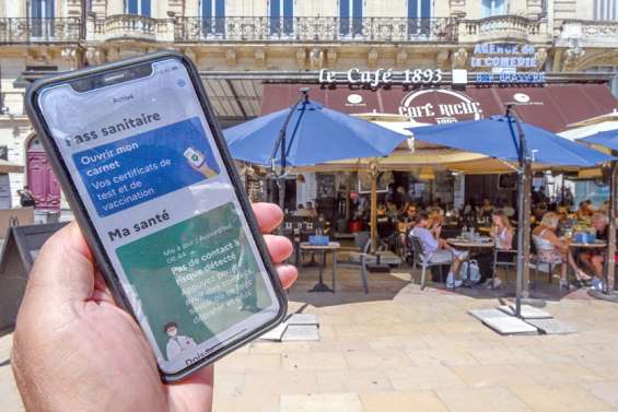 Pass sanitaire en Métropole : l'obligation étendue à 1,8 million de salariés