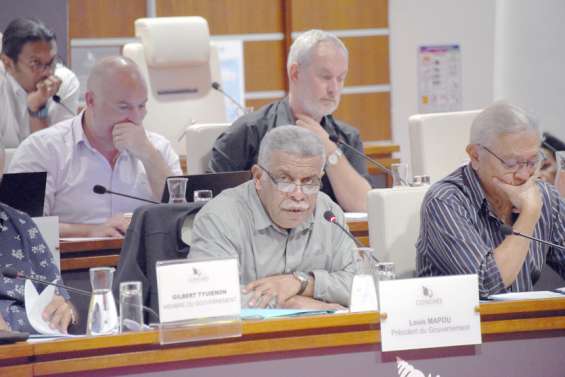 [Gros plan] L'obligation vaccinale est reportée