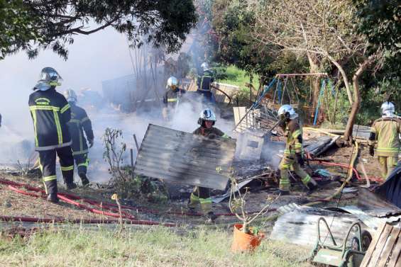Un feu ravage deux cabanes dans un squat du Faubourg-Blanchot