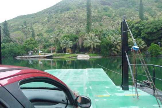 Le bac de la Ouaième fermé de 11 heures  et 13 heures