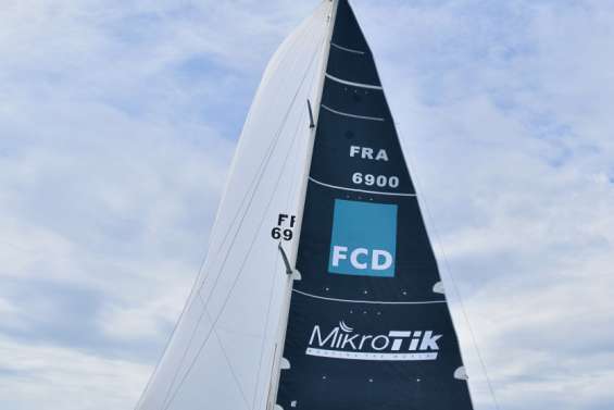 Eye Candy et Poulpito gagnent à Nouméa