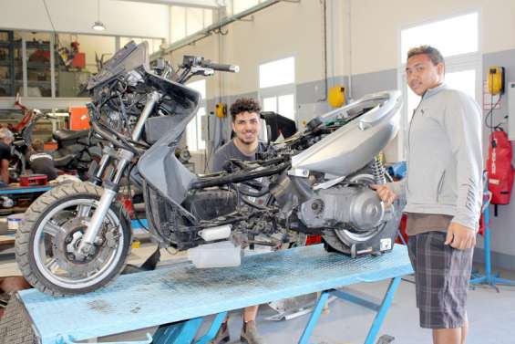 Nouville : les lycéens de Jules-Garnier carburent aussi aux deux-roues